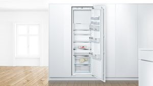 KIL82AFF0G, Built-in fridge with freezer section