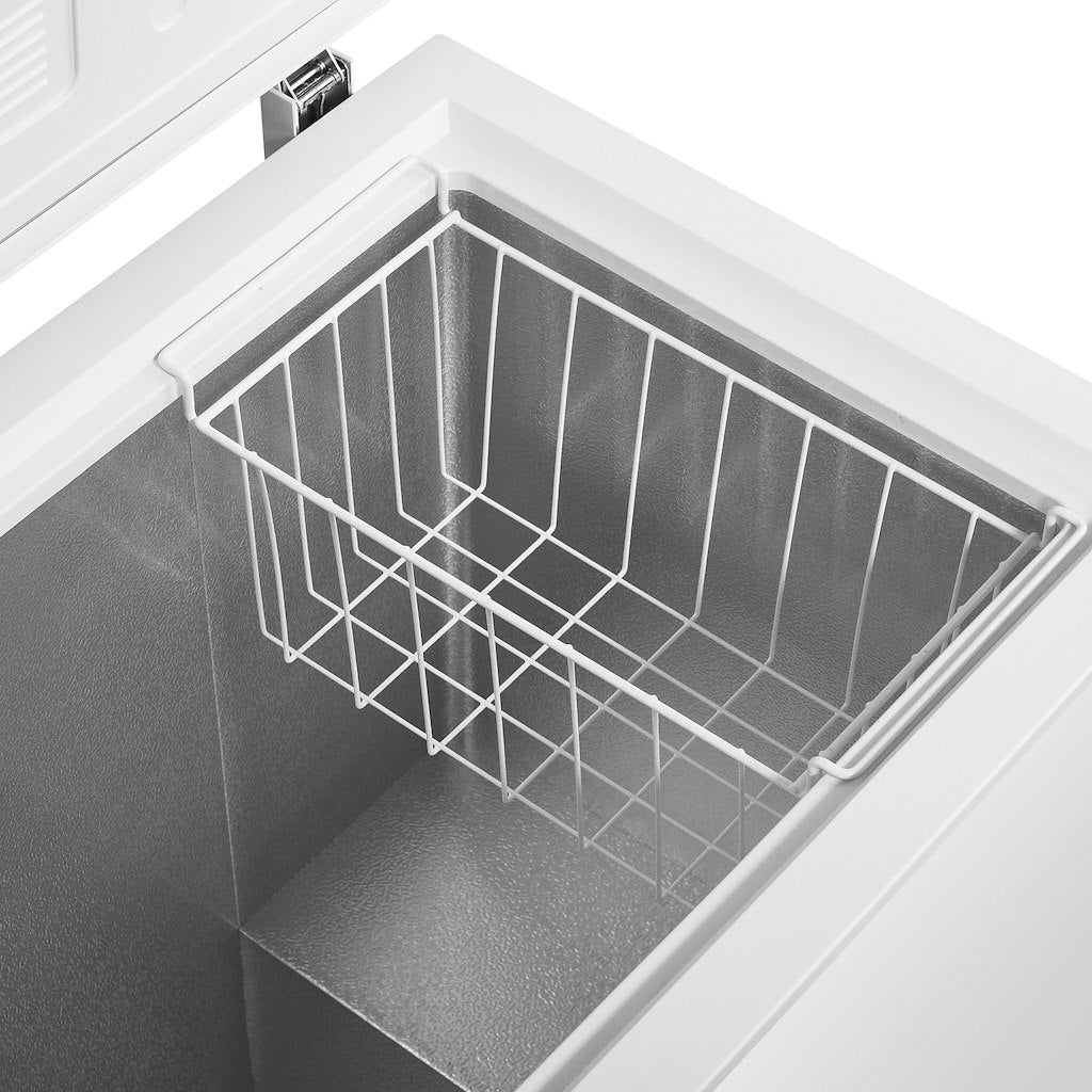 71cm 142 Litre Chest Freezer White