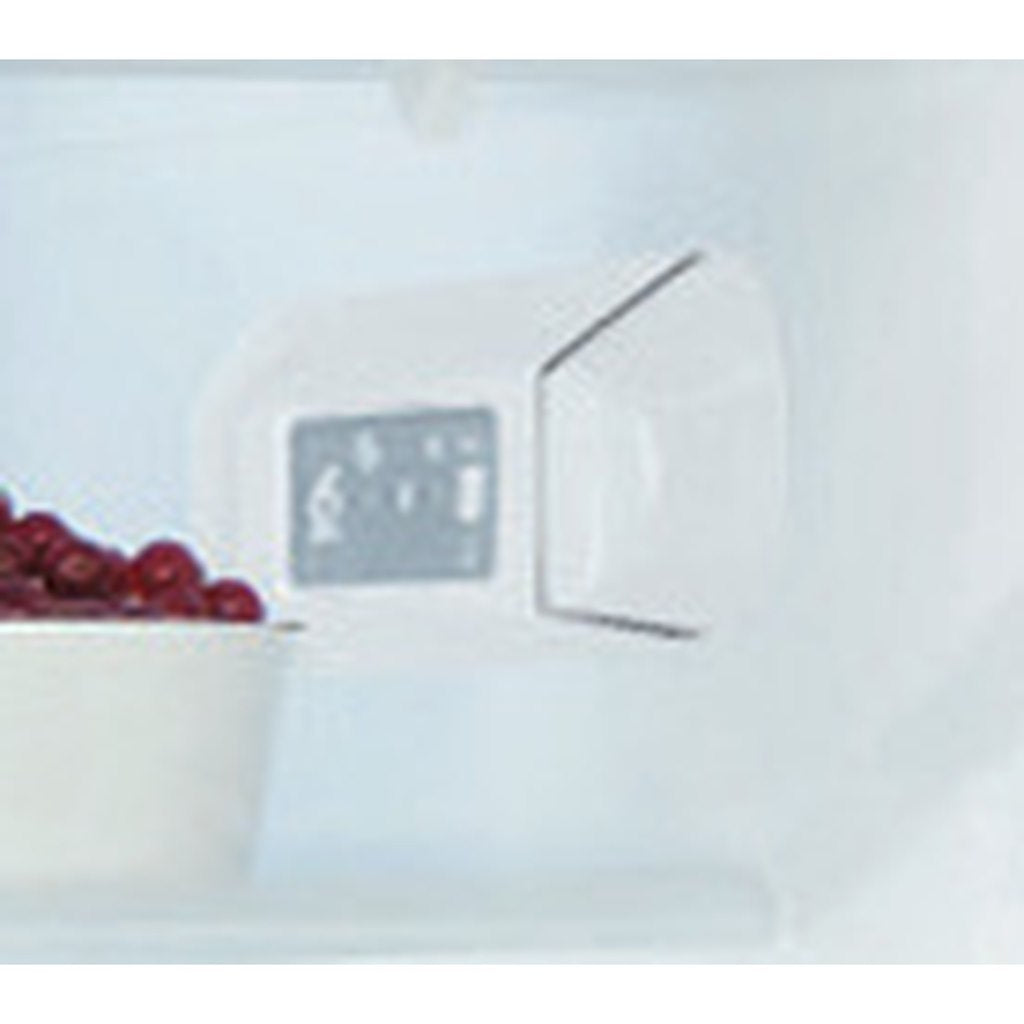 Whirlpool built in fridge freezer: frost free - ART 201/63A+/NF