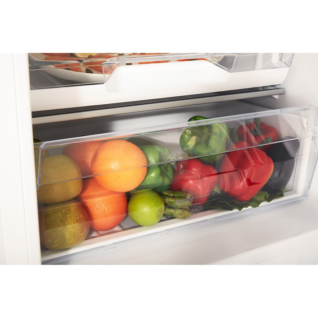 Hotpoint freestanding fridge freezer: frost free