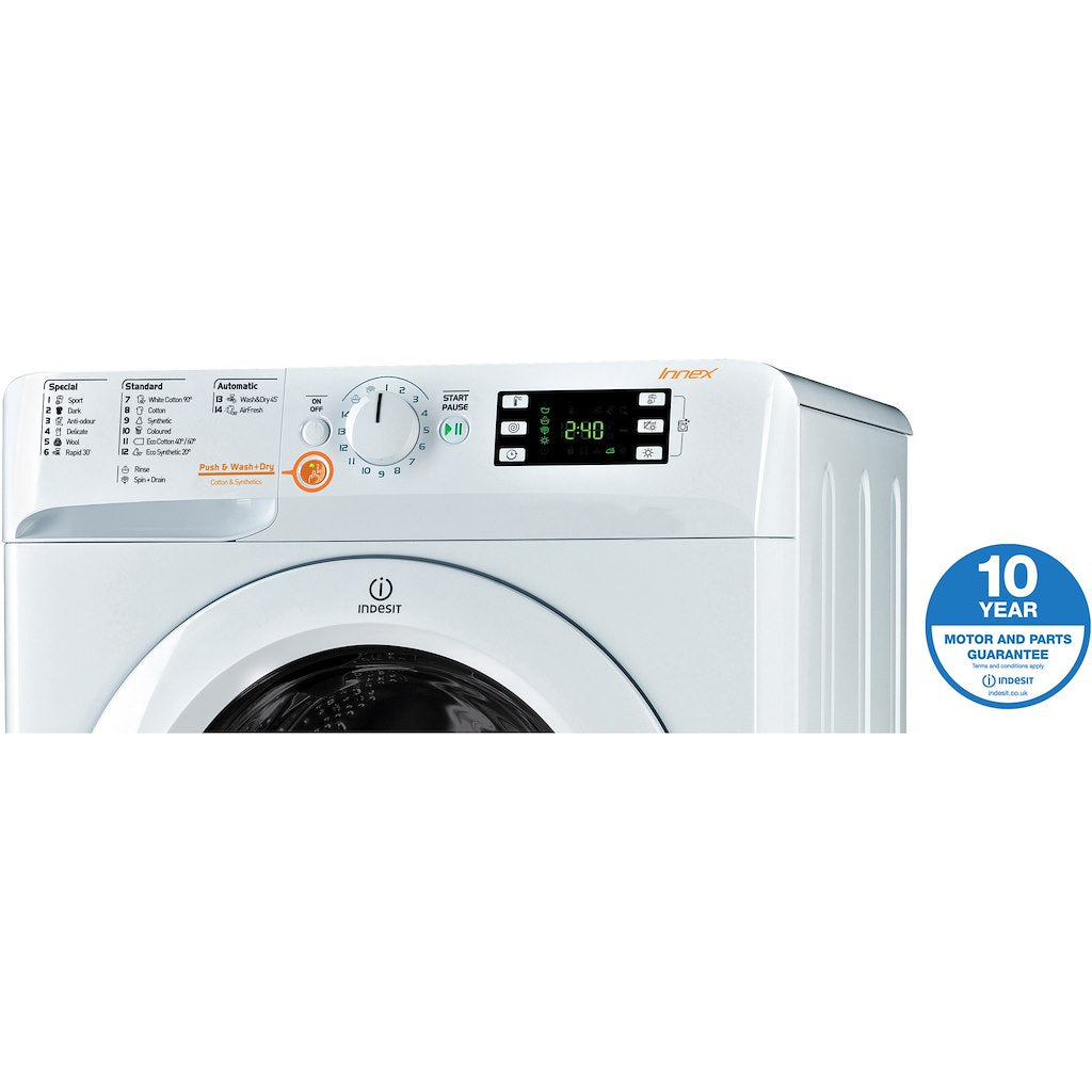 Freestanding washer dryer: 7kg