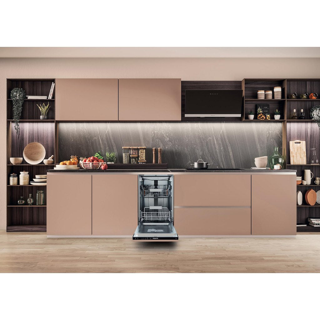 Hotpoint integrated dishwasher: slim