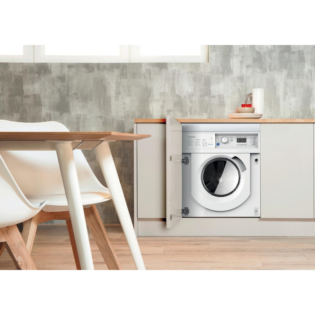 Indesit Built in front loading washing machine: 7,0kg - BI WMIL 71252 UK N