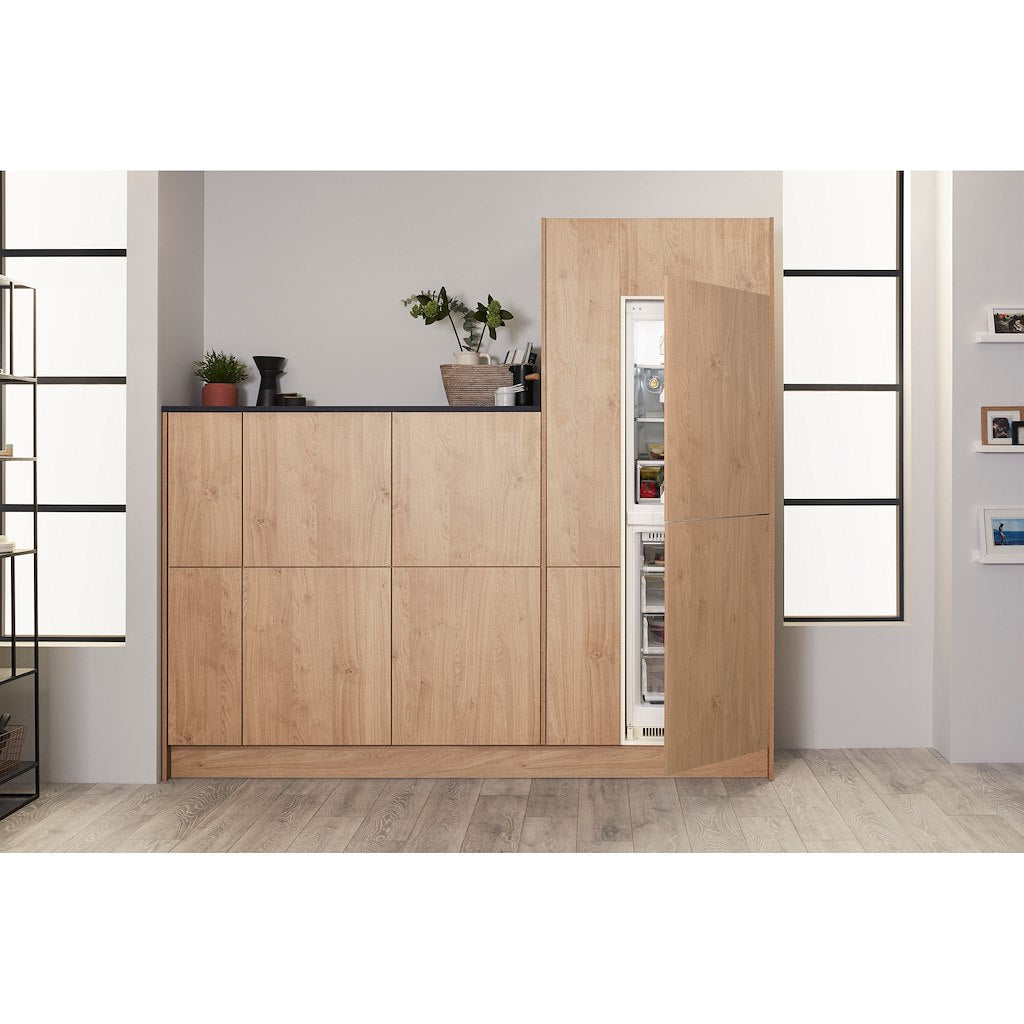 Hotpoint built in fridge freezer