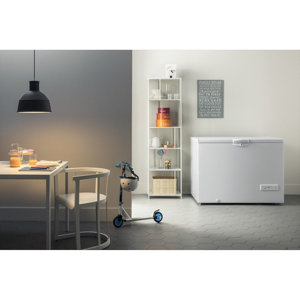Freestanding chest freezer: white colour - OS 1A 250 H2 1