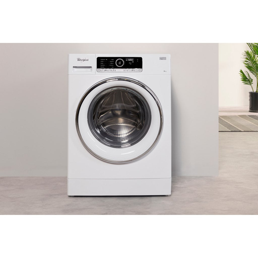 Whirlpool washing machine: 9kg - FSCR90420