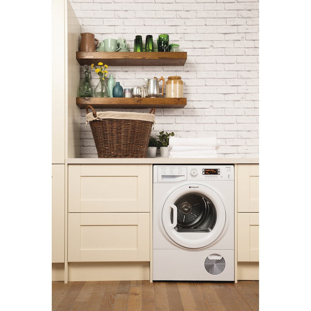 Hotpoint condenser tumble dryer: freestanding, 9,0kg