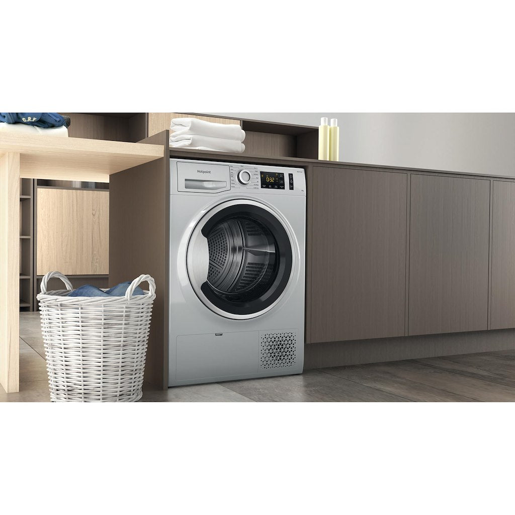 Hotpoint Crease Care NT M11 92SSK UK 9kg Heat Pump Tumble Dryer