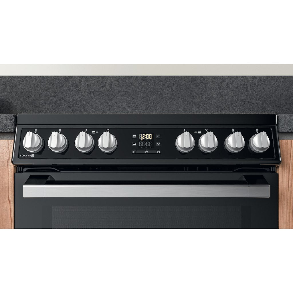 Hotpoint electric freestanding double cooker: 60cm