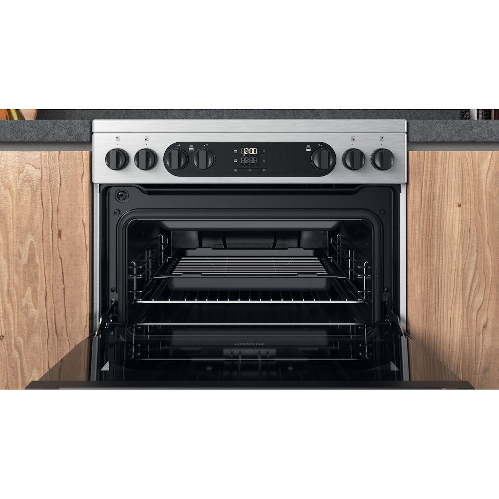 Hotpoint electric freestanding double cooker: 60cm