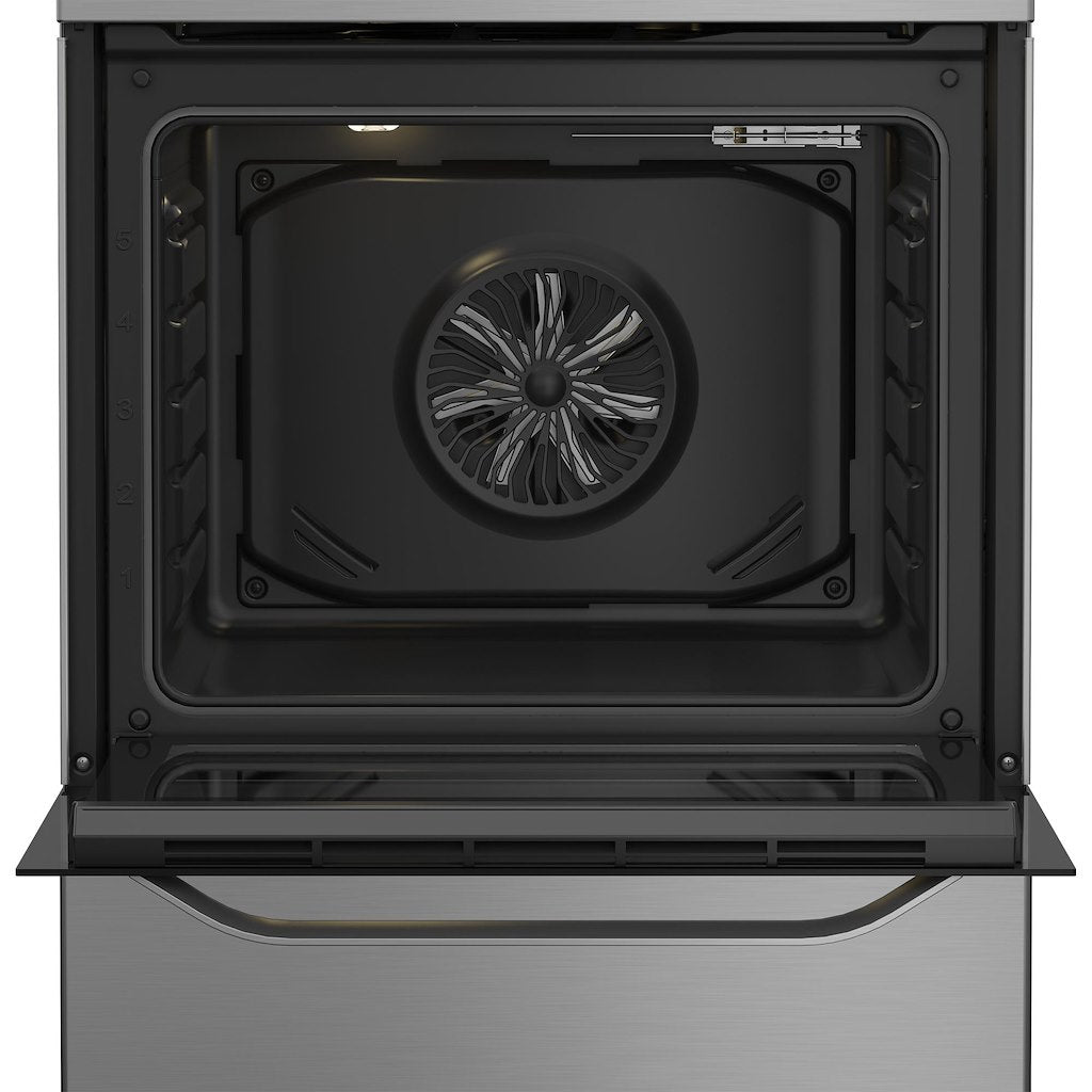 Hotpoint electric freestanding cooker: 60cm