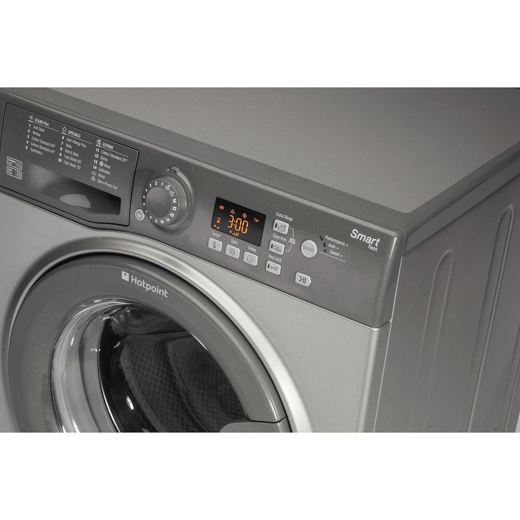 Hotpoint freestanding front loading washing machine: 7kg