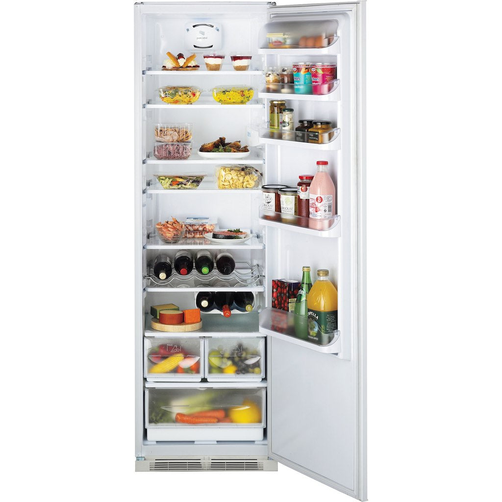 Hotpoint integrated fridge: white