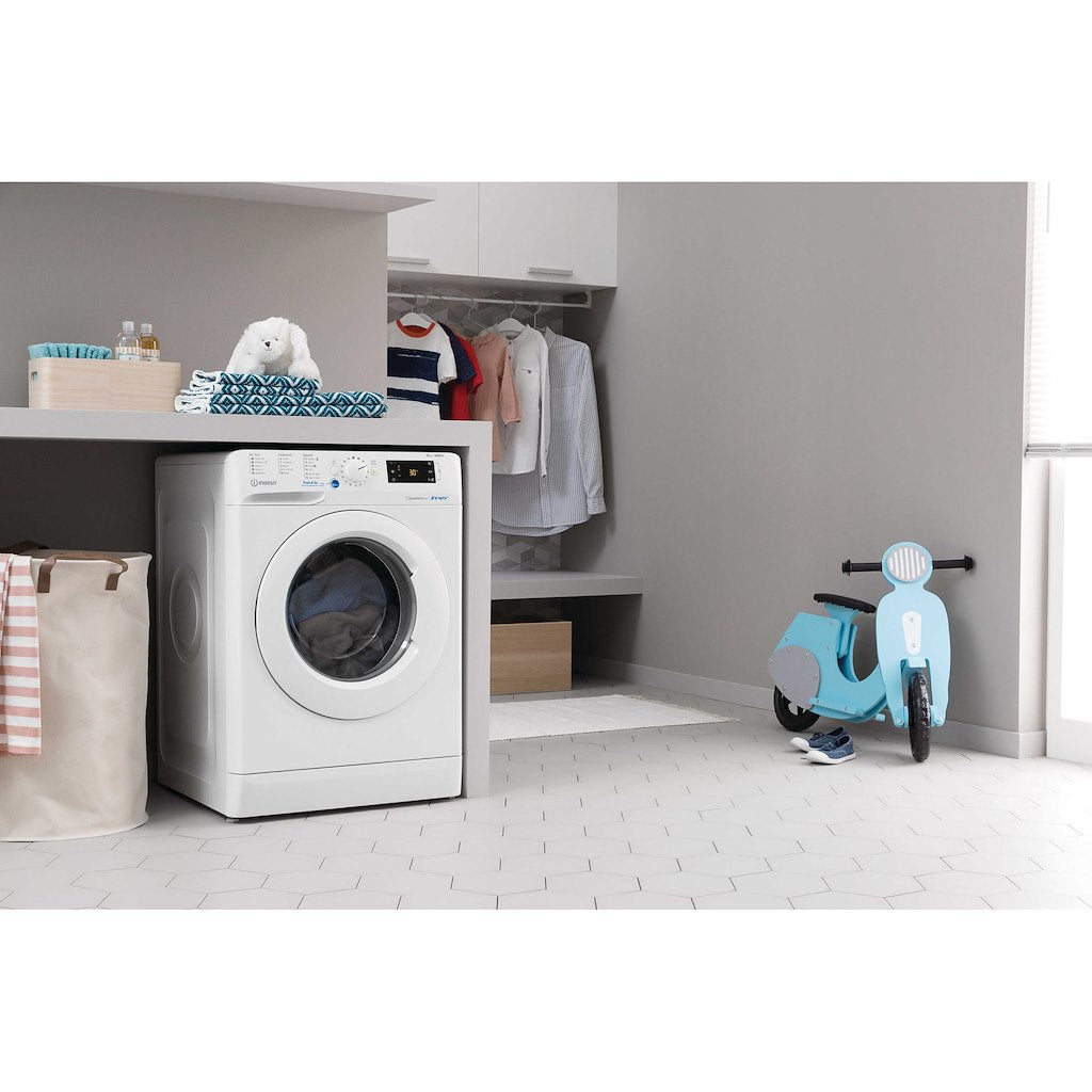 Freestanding front loading washing machine - BWE 91496X W UK N