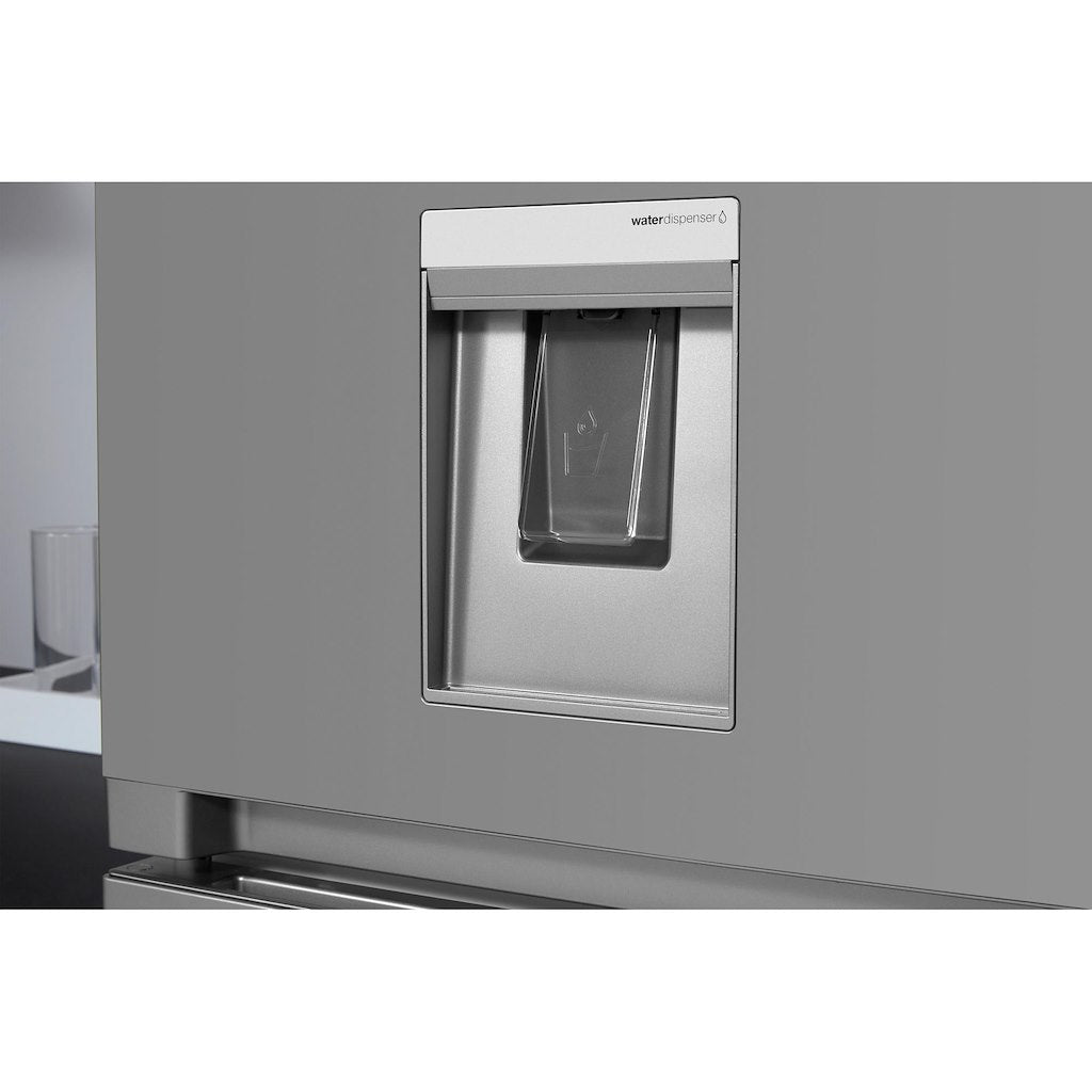 Hotpoint freestanding fridge freezer: frost free