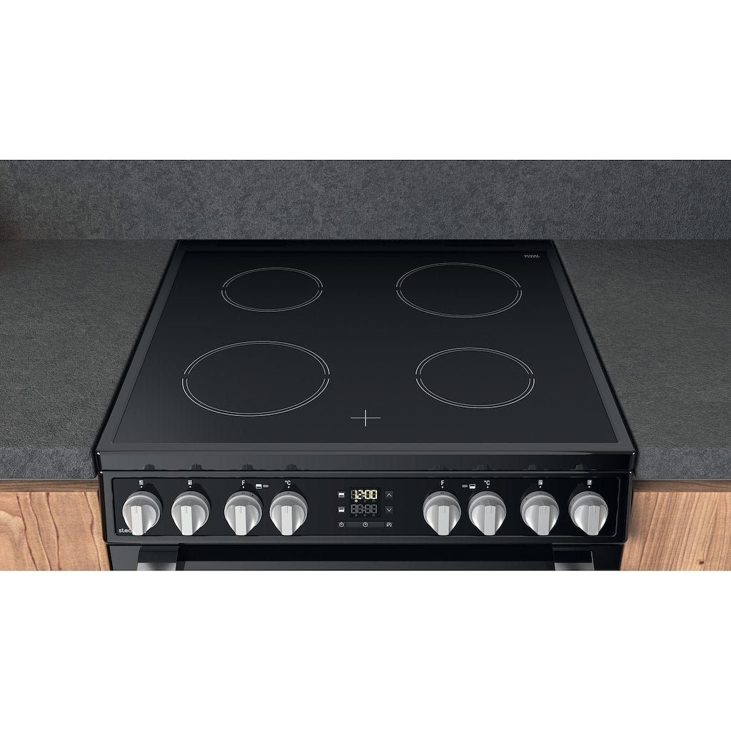 Hotpoint electric freestanding double cooker: 60cm
