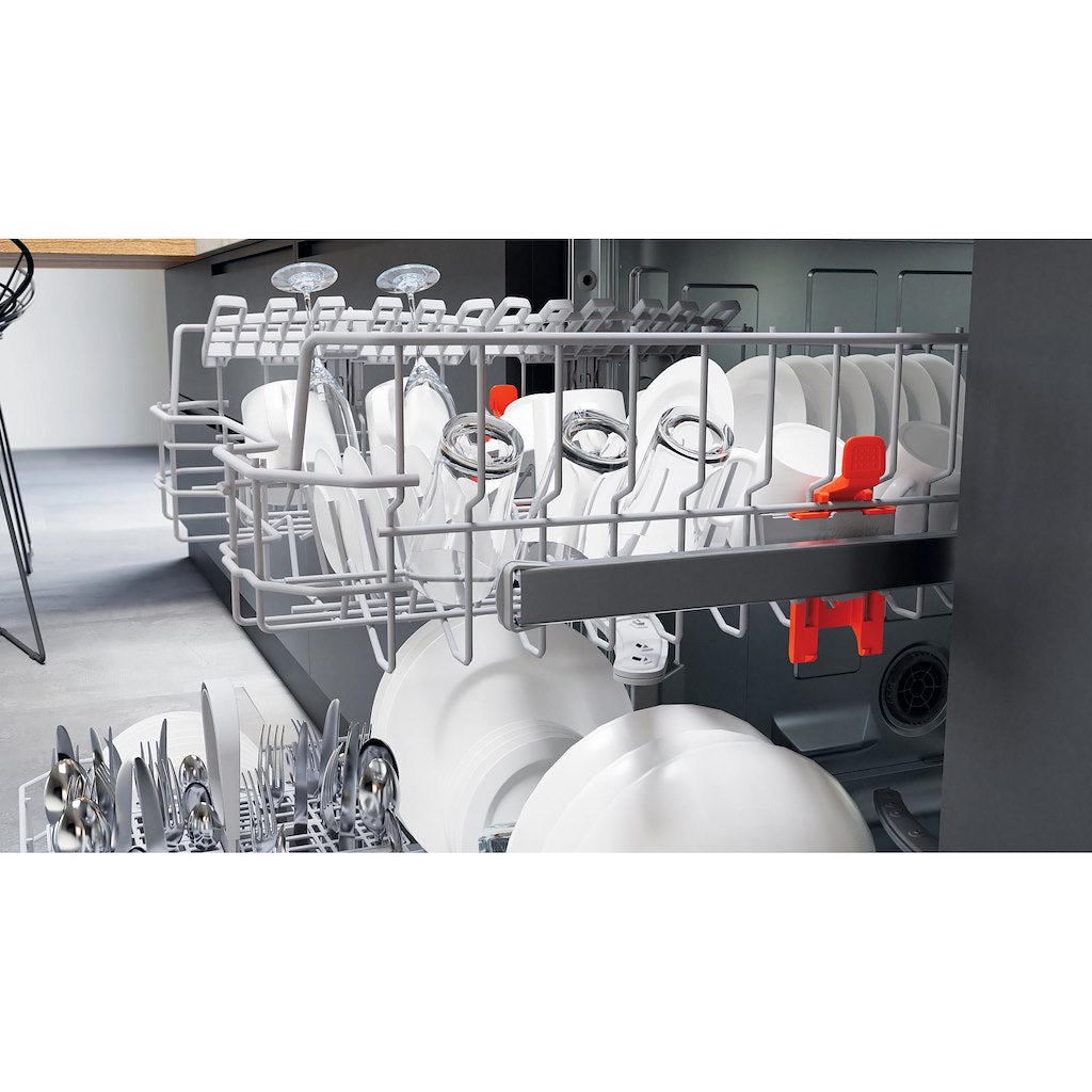 Hotpoint HBC 2B19 UK N Integrated Dishwasher