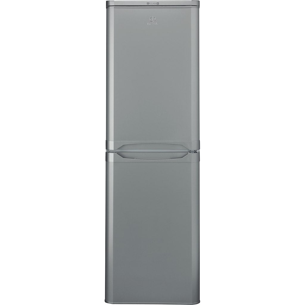 Freestanding fridge freezer