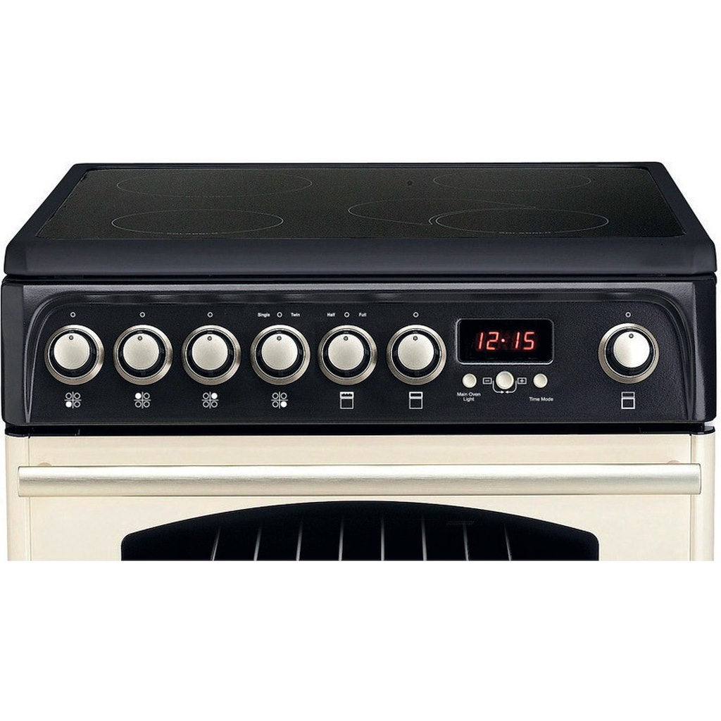 Hotpoint electric freestanding double cooker: 60cm