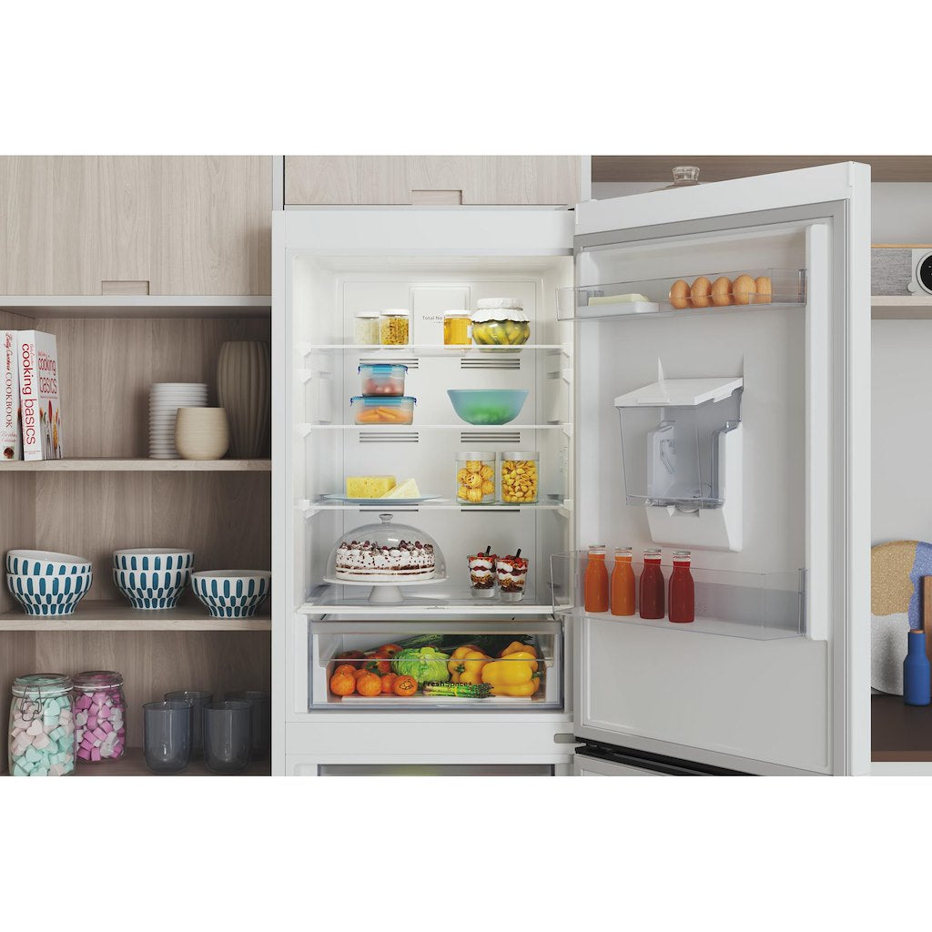 Freestanding fridge freezer: frost free - IBTNF 60182 W AQUA UK