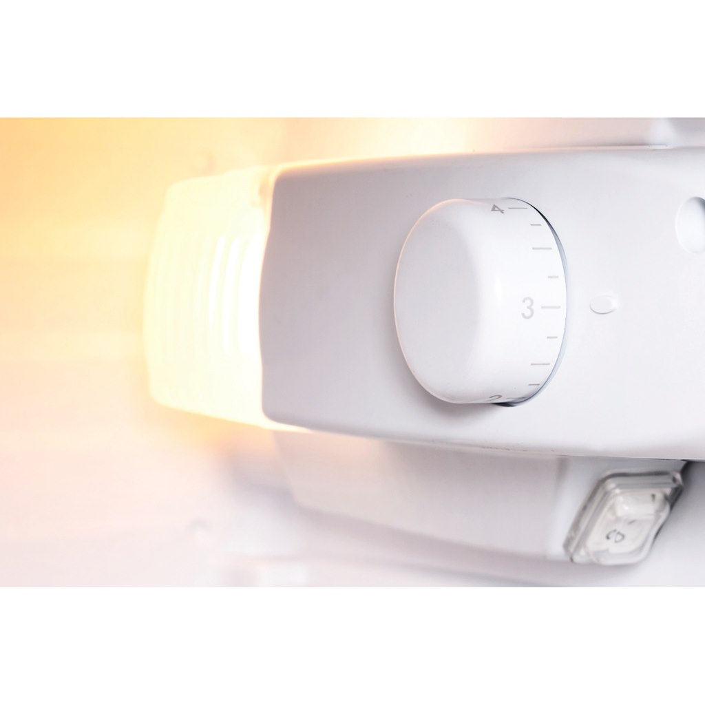 Freestanding fridge freezer