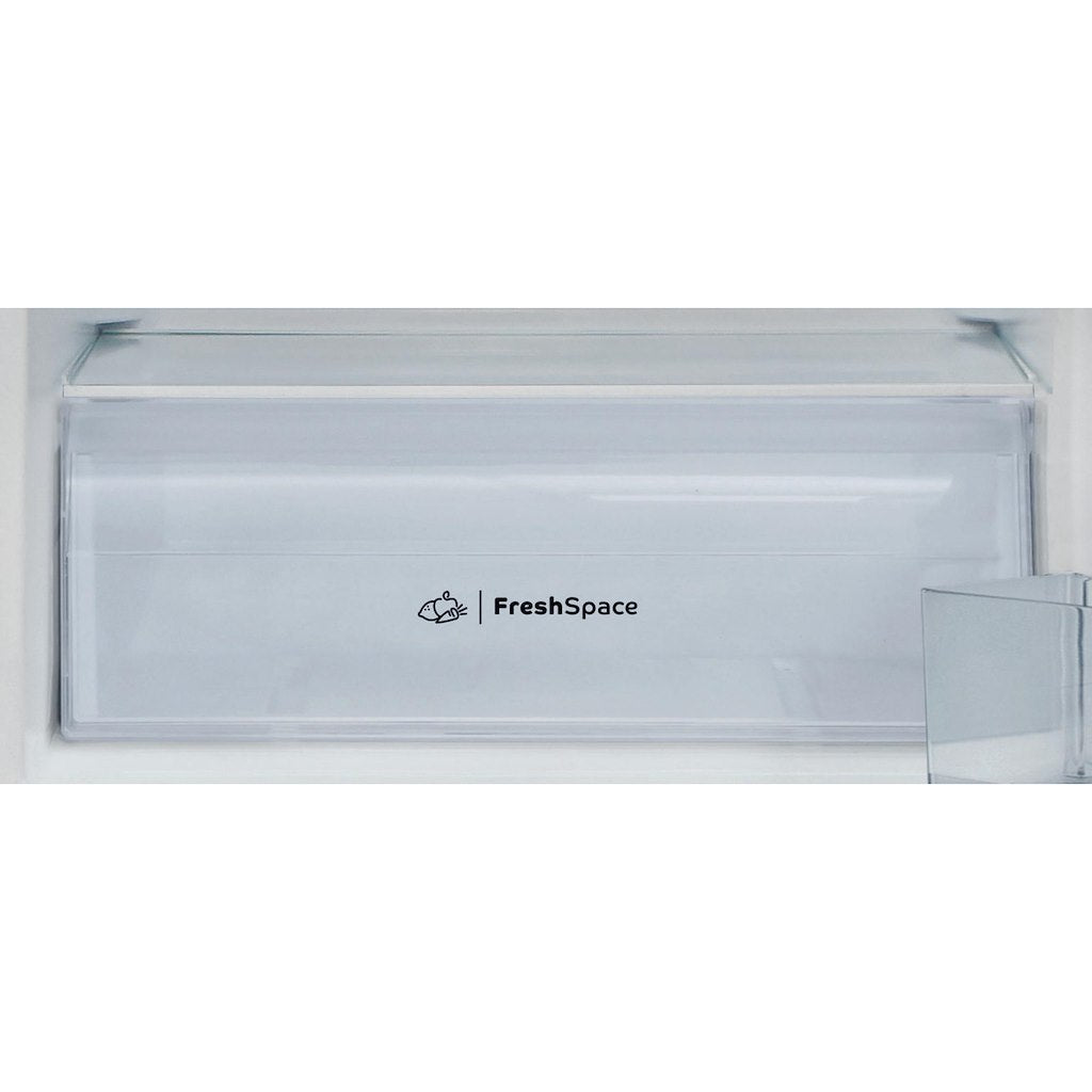 Freestanding fridge freezer: frost free - IBNF 55182 W UK