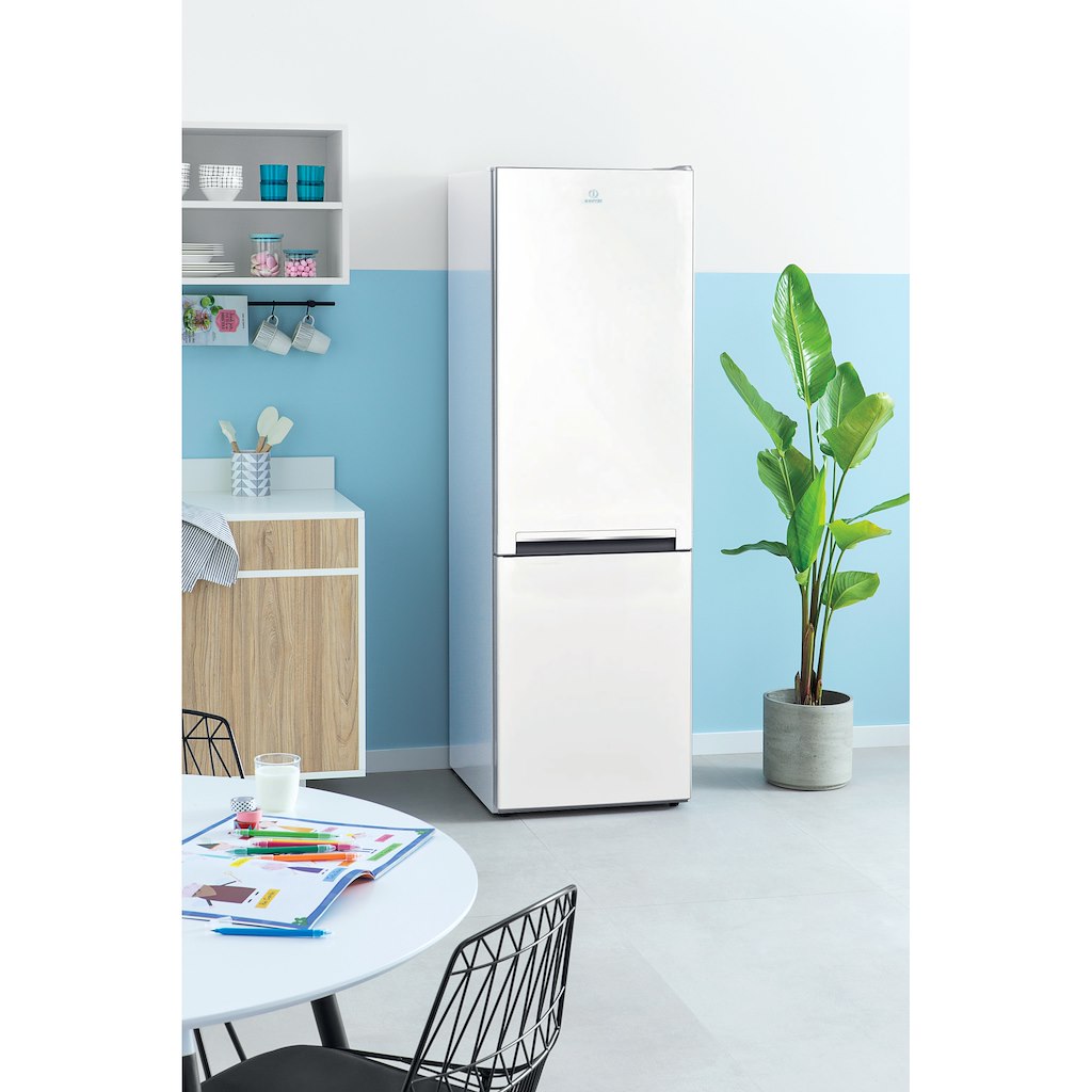 Freestanding fridge freezer - LD70 S1 W.1