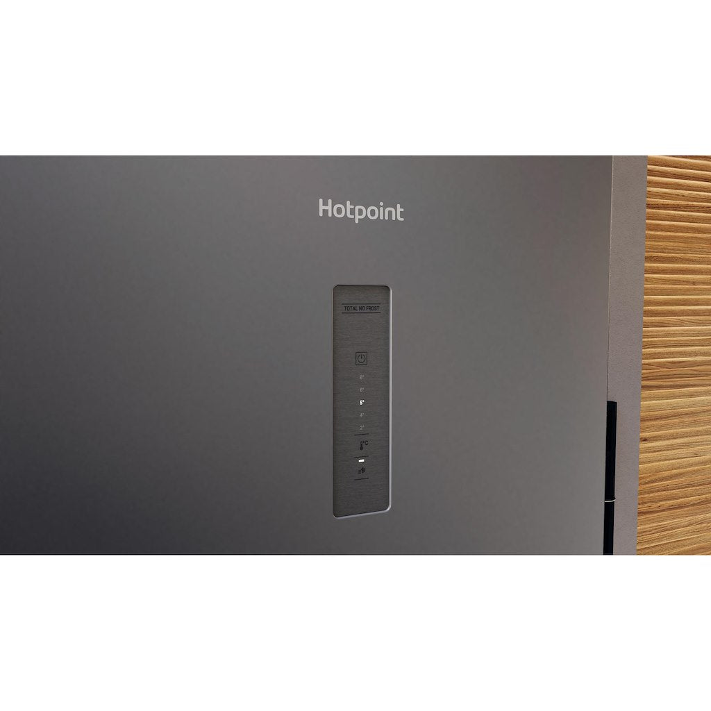 Hotpoint H5X 82O SK Fridge Freezer - Silver Black