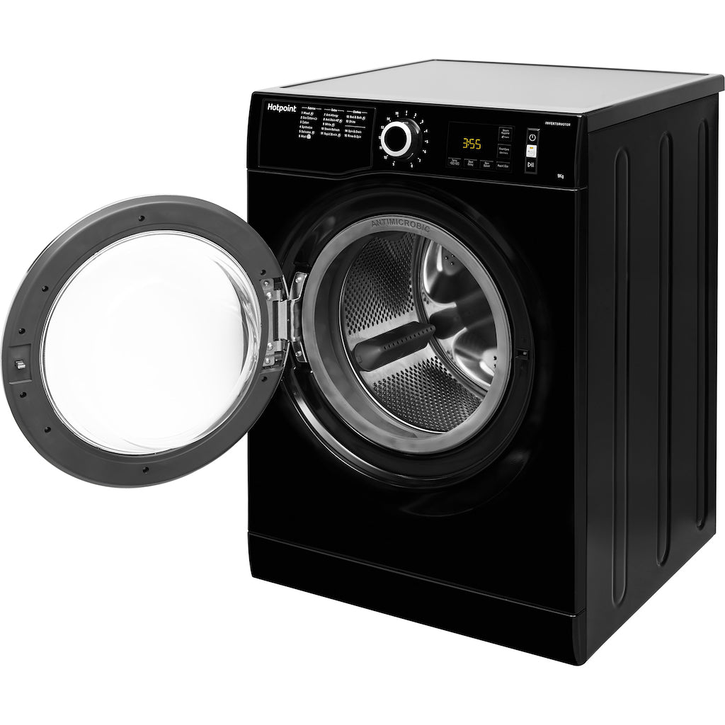 Hotpoint freestanding front loading washing machine: 9kg