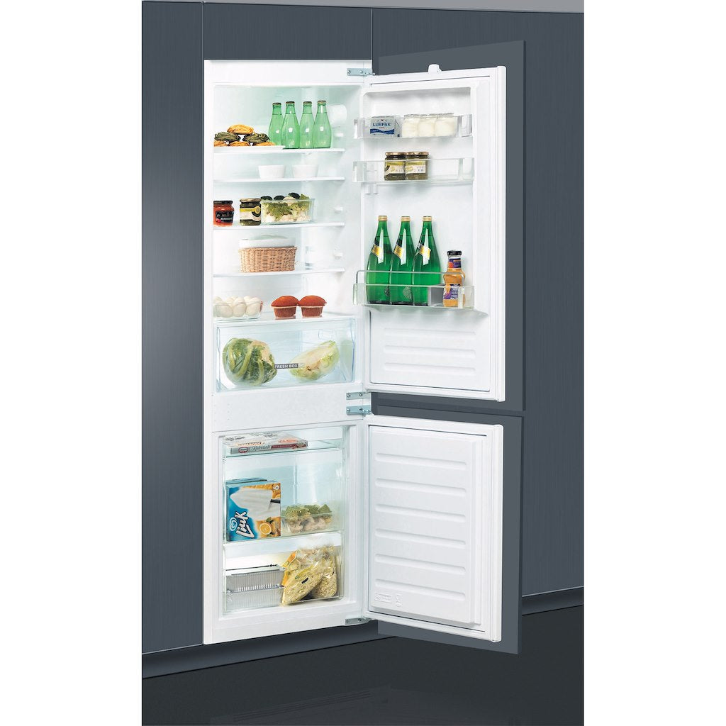 Whirlpool built in fridge freezer - ART 6550/A+ SF.1