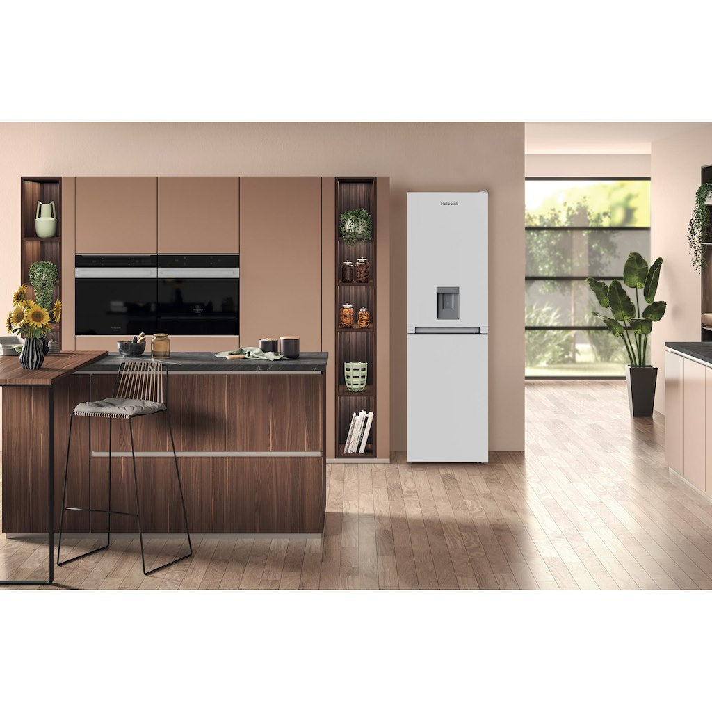 Hotpoint Frost Free HBNF 55182 W AQUA UK Fridge Freezer - White