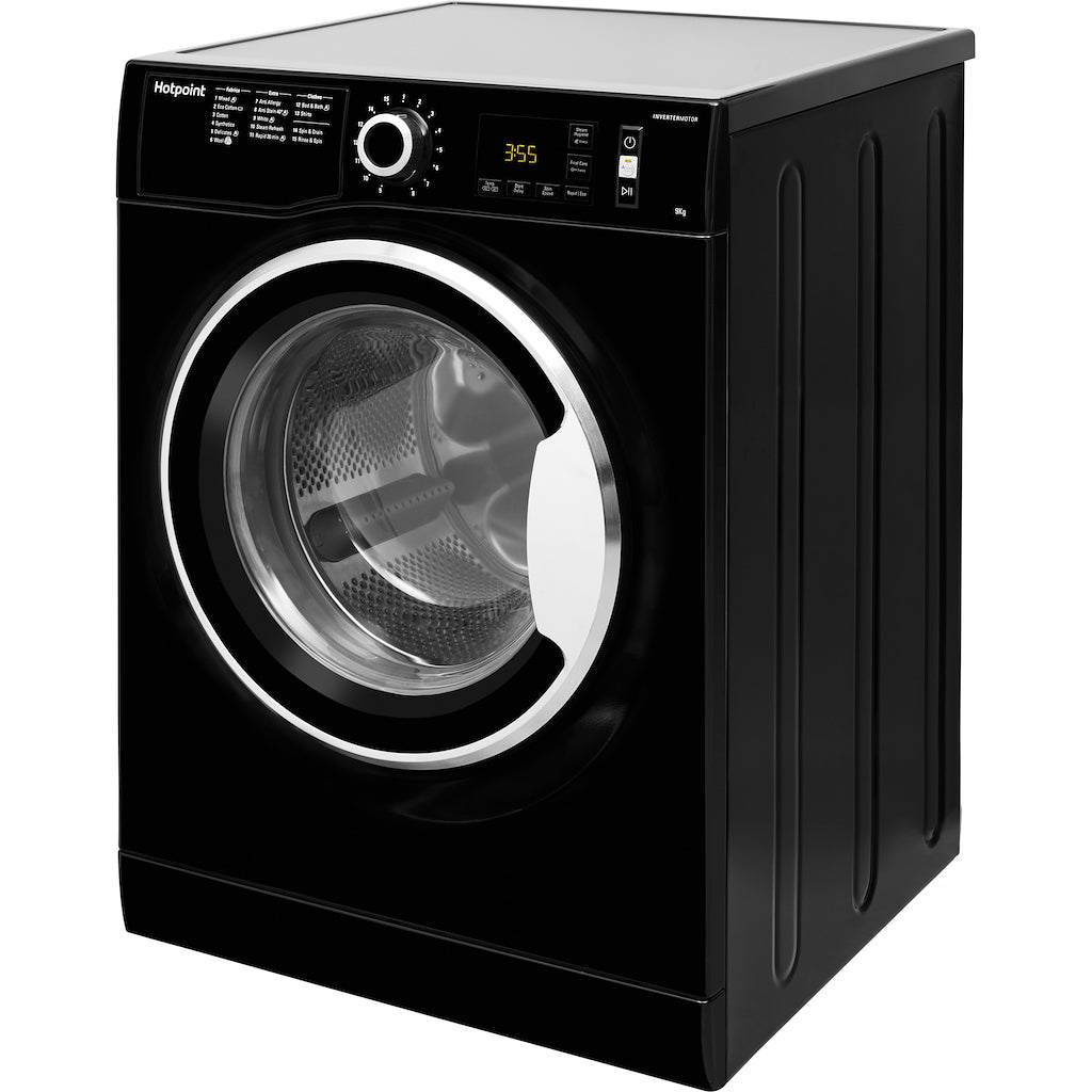 Hotpoint freestanding front loading washing machine: 9kg