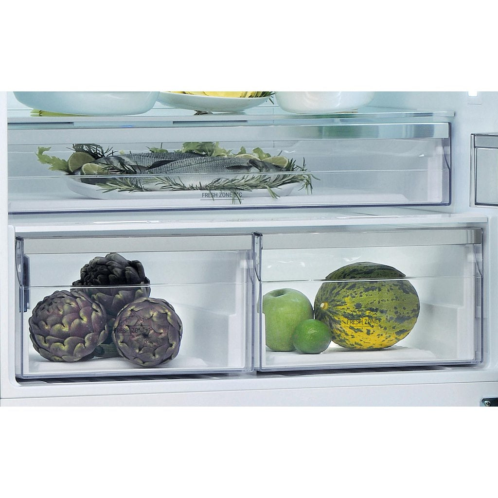 Hotpoint freestanding fridge freezer: frost free