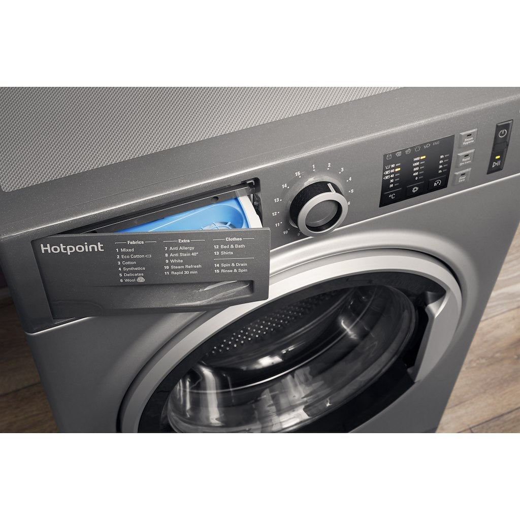 Hotpoint freestanding front loading washing machine: 9kg