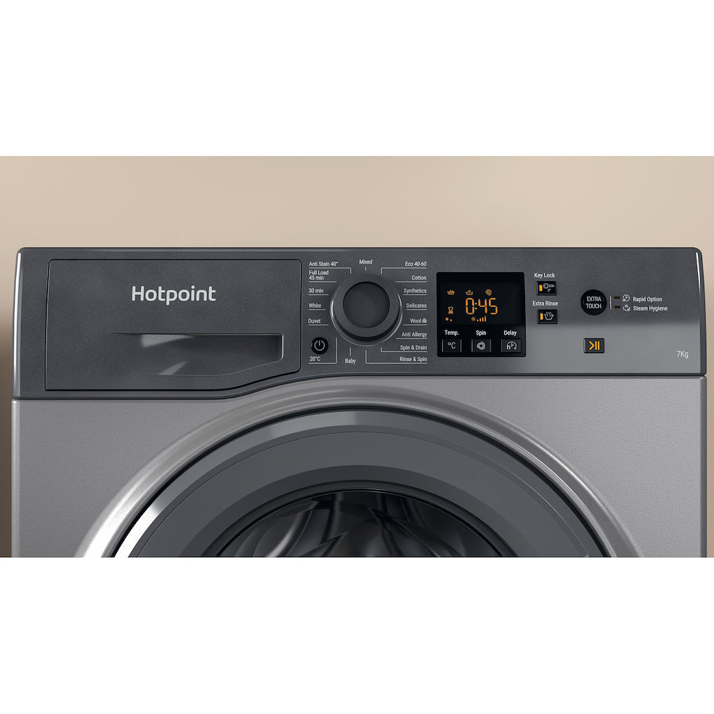 Hotpoint freestanding front loading washing machine: 7kg
