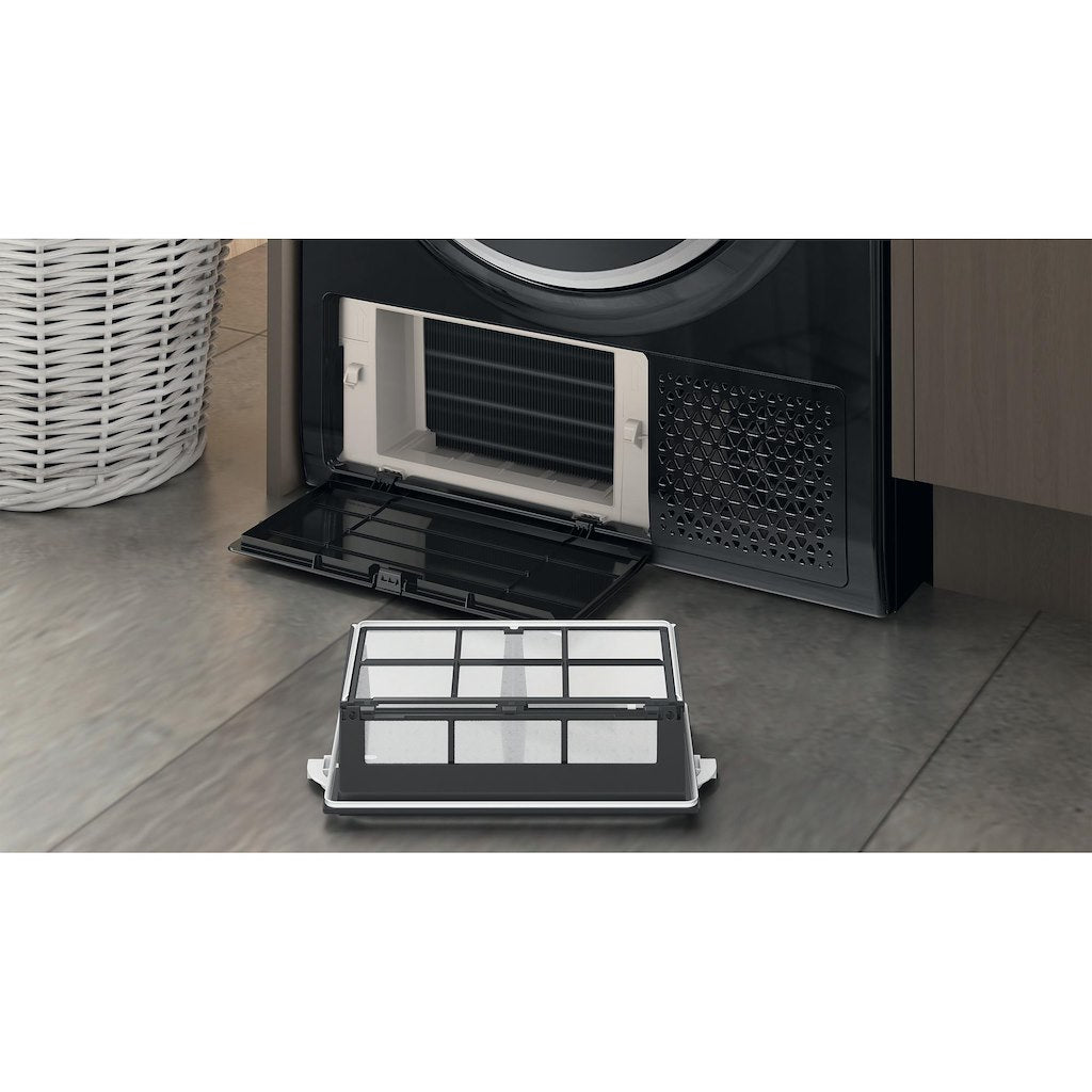 Hotpoint Crease Care NT M11 82BSK UK 8kg Heat Pump Tumble Dryer