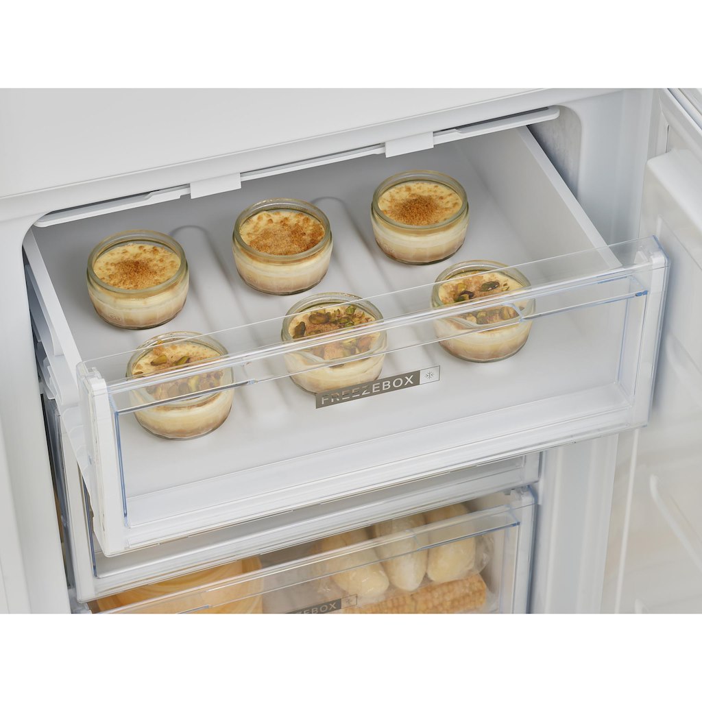 Whirlpool Low Frost Fridge Freezer - White - 70/30 Split - 19 Shopping Bags - E Rated - W5 821E W UK