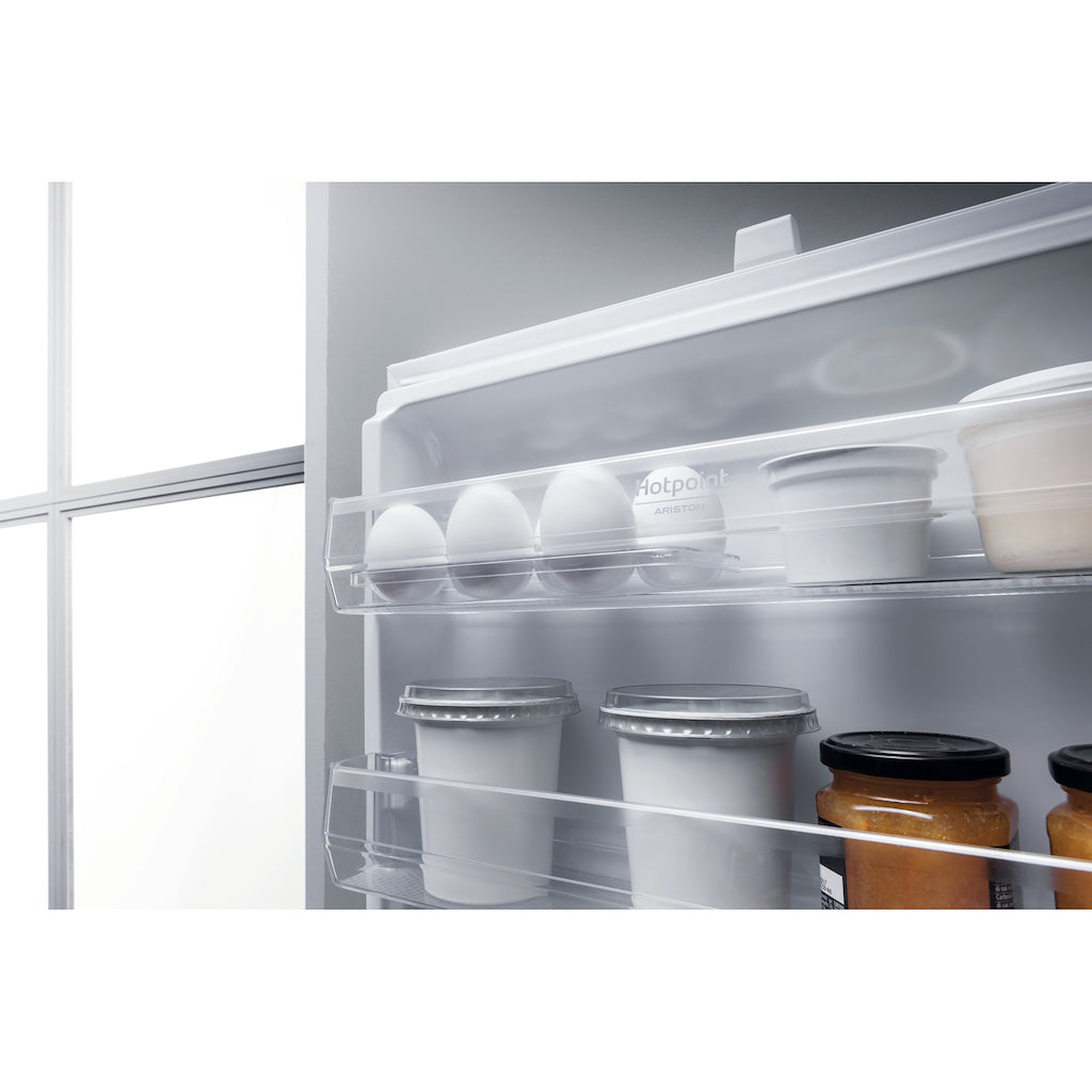 Hotpoint built in fridge freezer: frost free