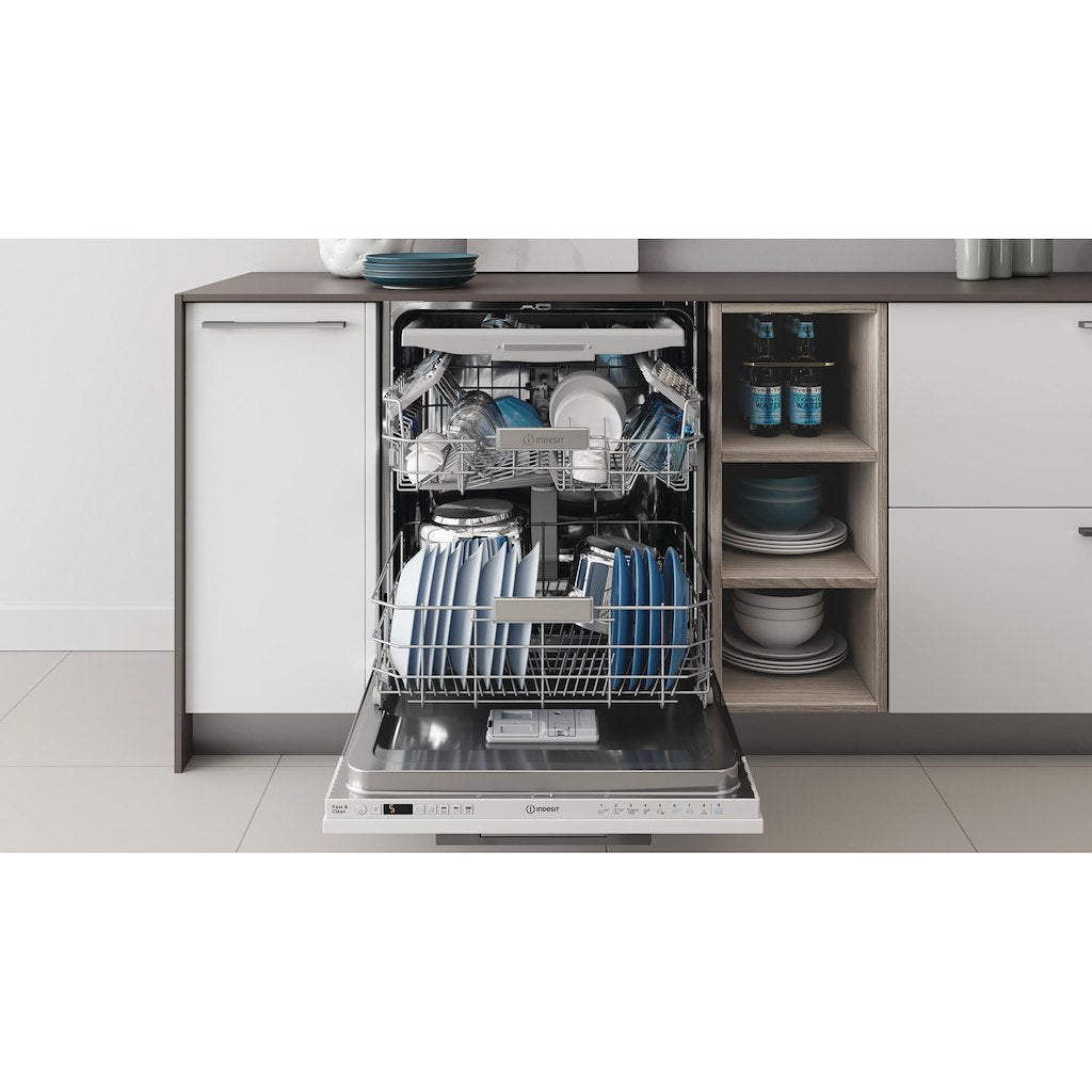 Integrated dishwasher: full size, white colour - DIO 3T131 FE UK