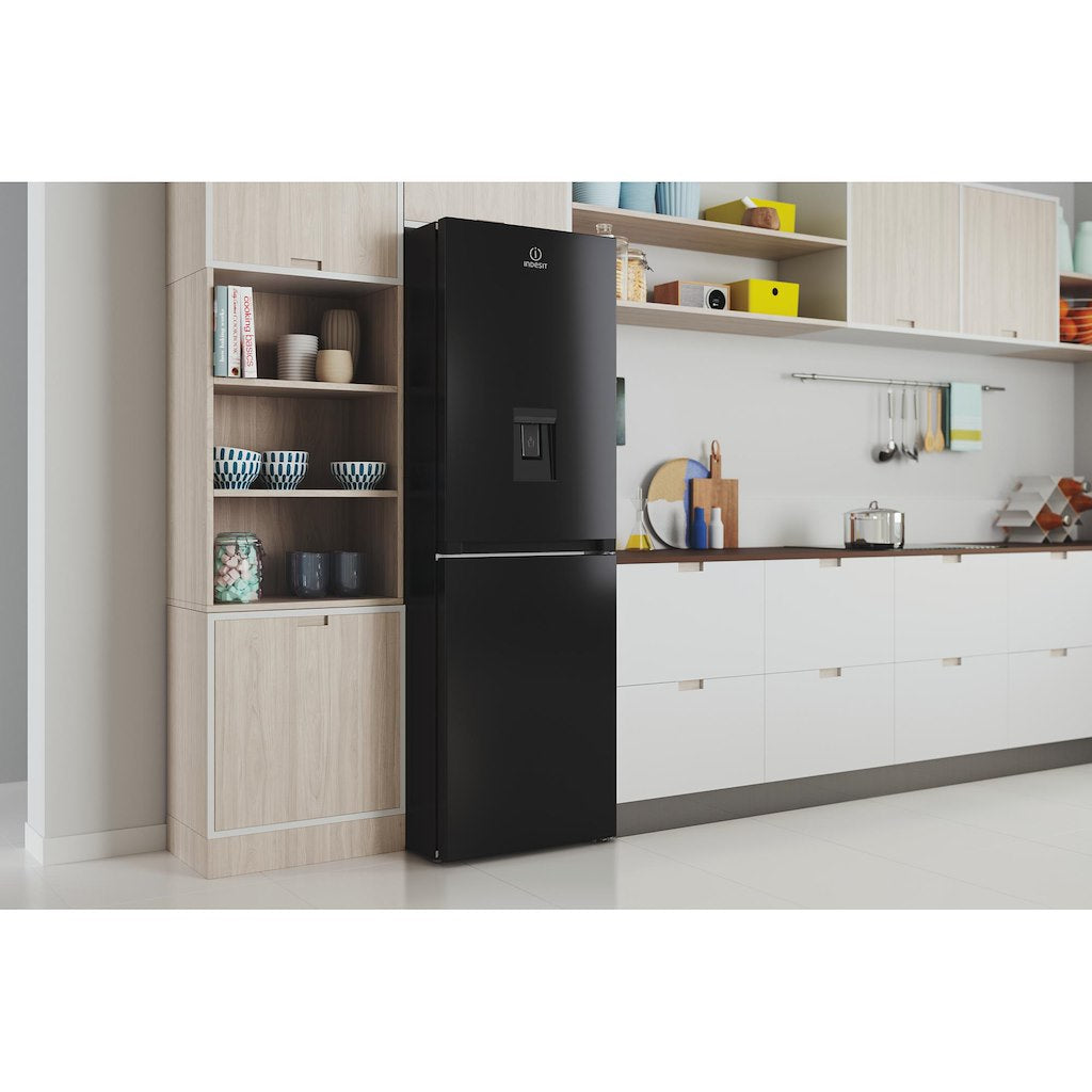 Freestanding fridge freezer: frost free - IBTNF 60182 B AQUA UK