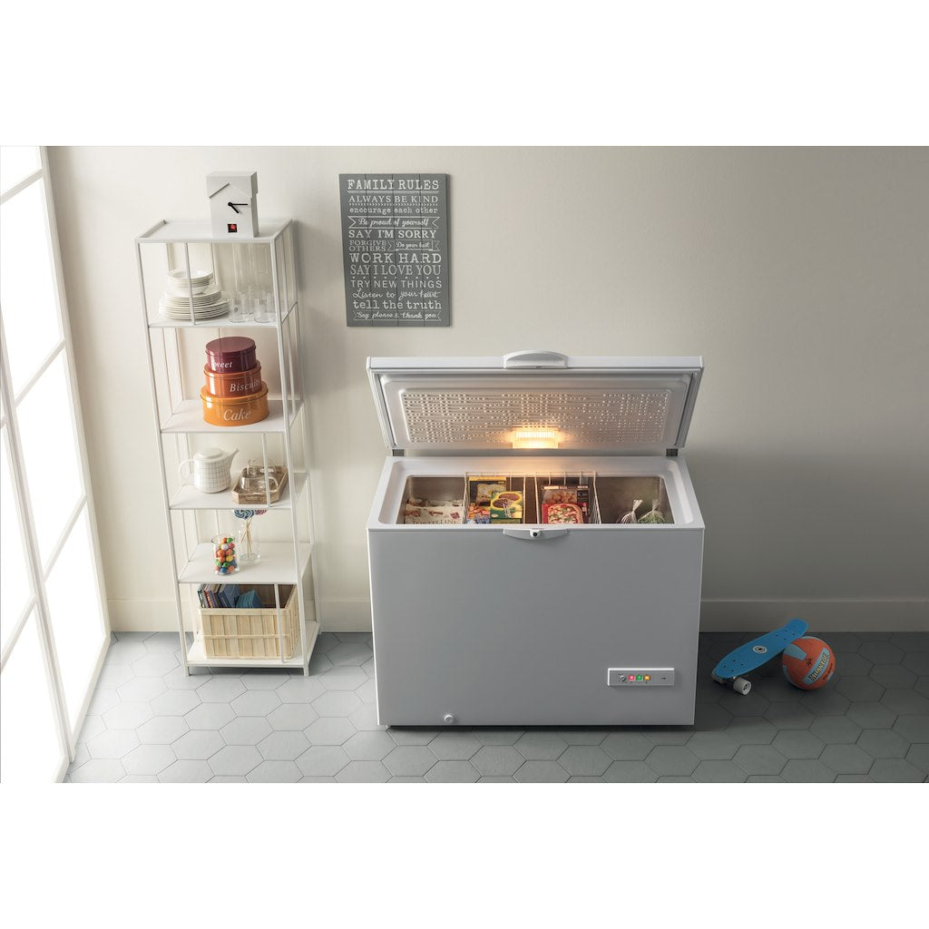 Freestanding chest freezer: white colour - OS 1A 250 H2 1