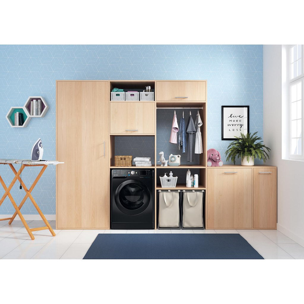 INDESIT PUSH&GO WASHER-DRYER 9+6KG 1400SPIN BLACK WITH ARIEL PODS AND STEAM CYCLES