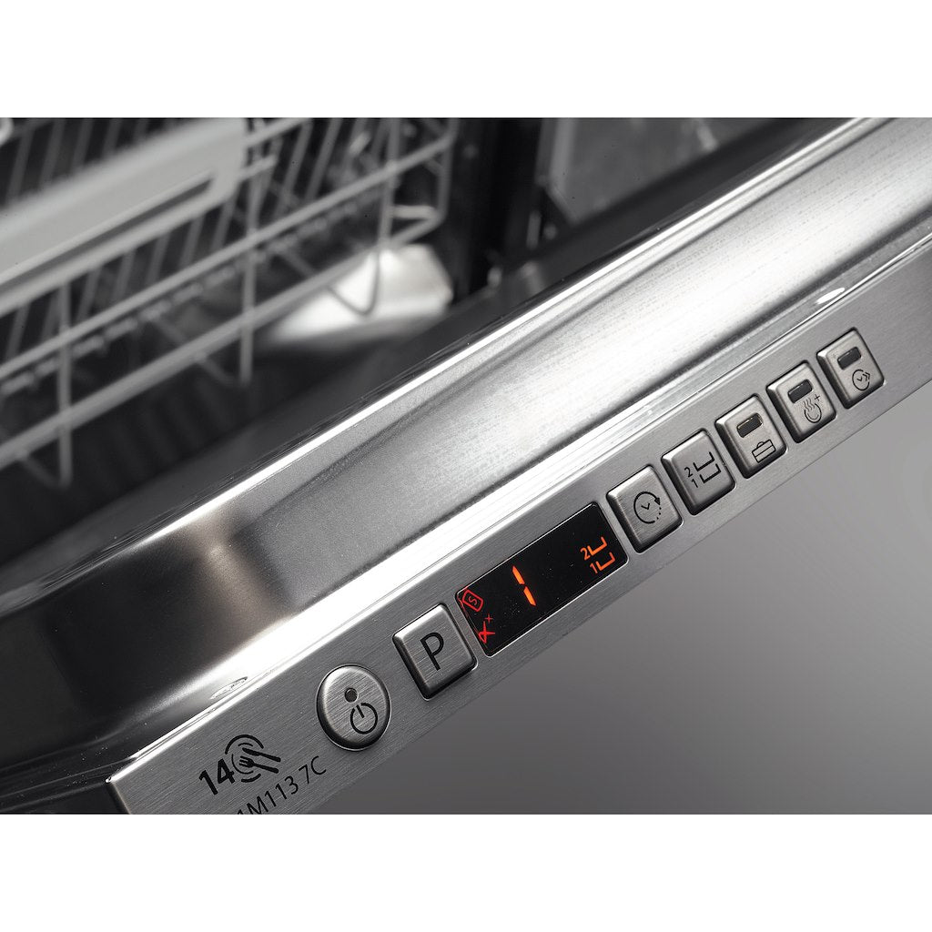 Hotpoint integrated dishwasher: full size, inox