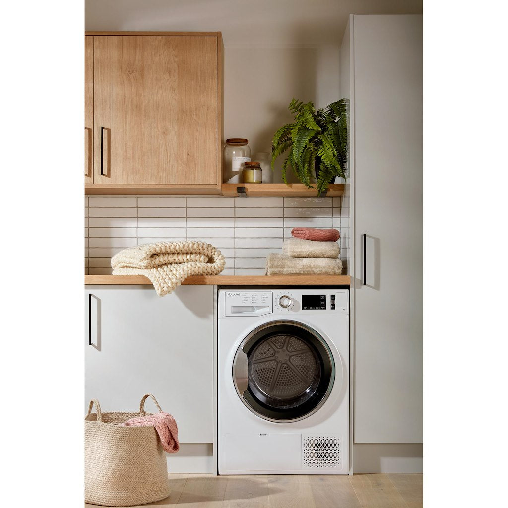 Hotpoint ActiveCare Heat Pump Tumble Dryer - White - 8kg - A++ Rated - NT M11 82XB