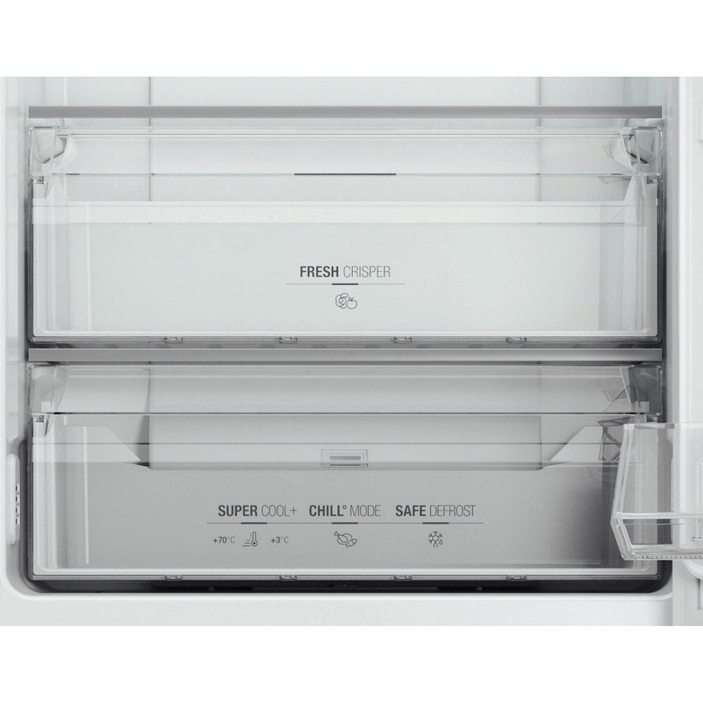 Hotpoint freestanding fridge freezer: frost free