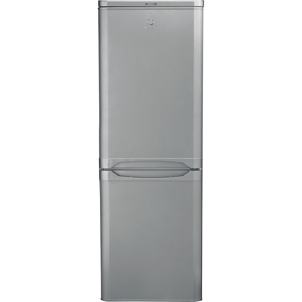 Freestanding fridge freezer