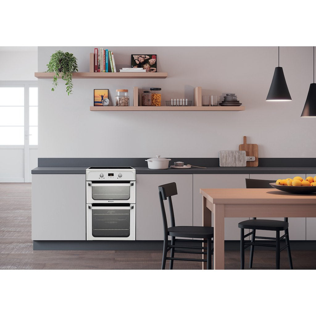 Hotpoint electric freestanding double cooker: 60cm