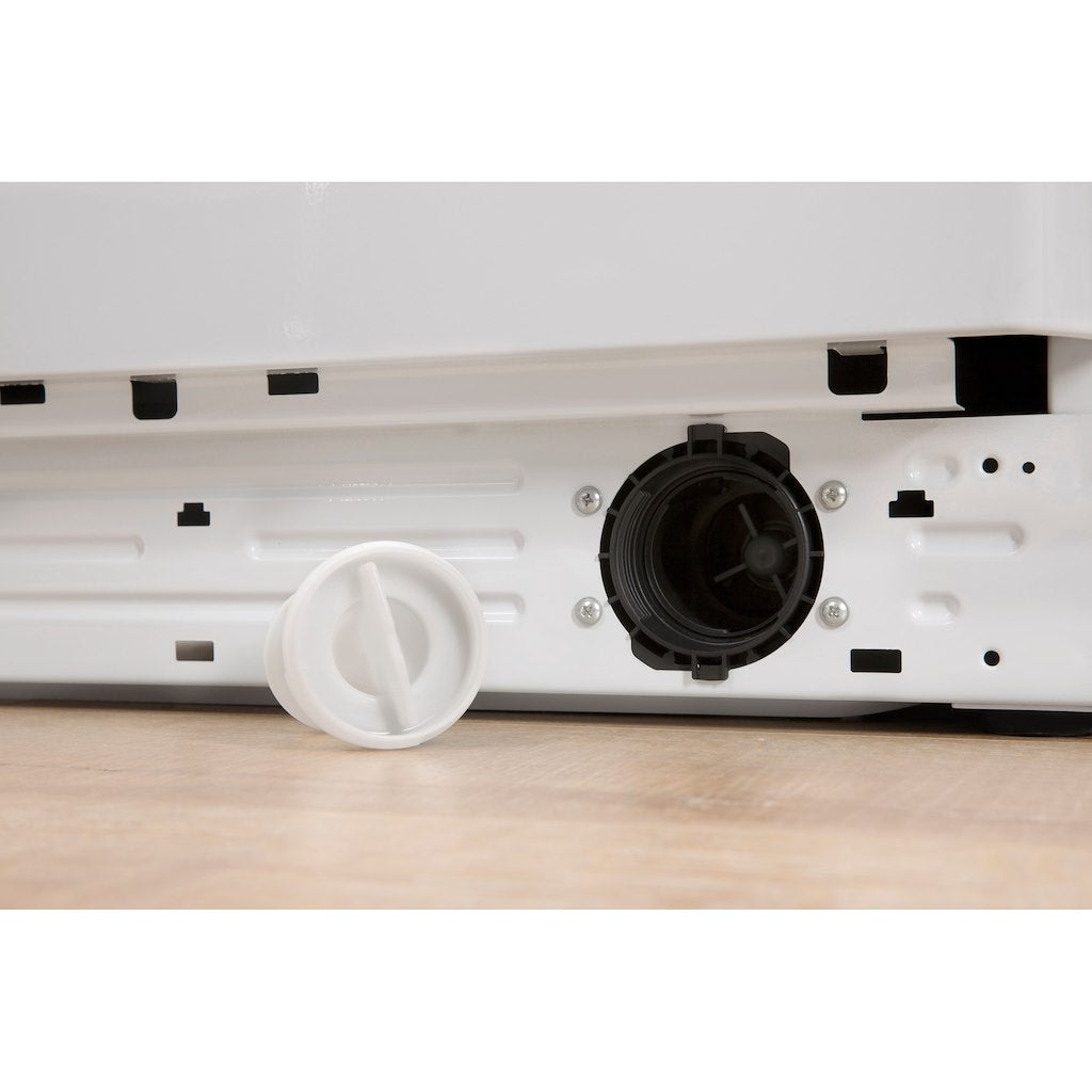 Freestanding front loading washing machine: 8kg