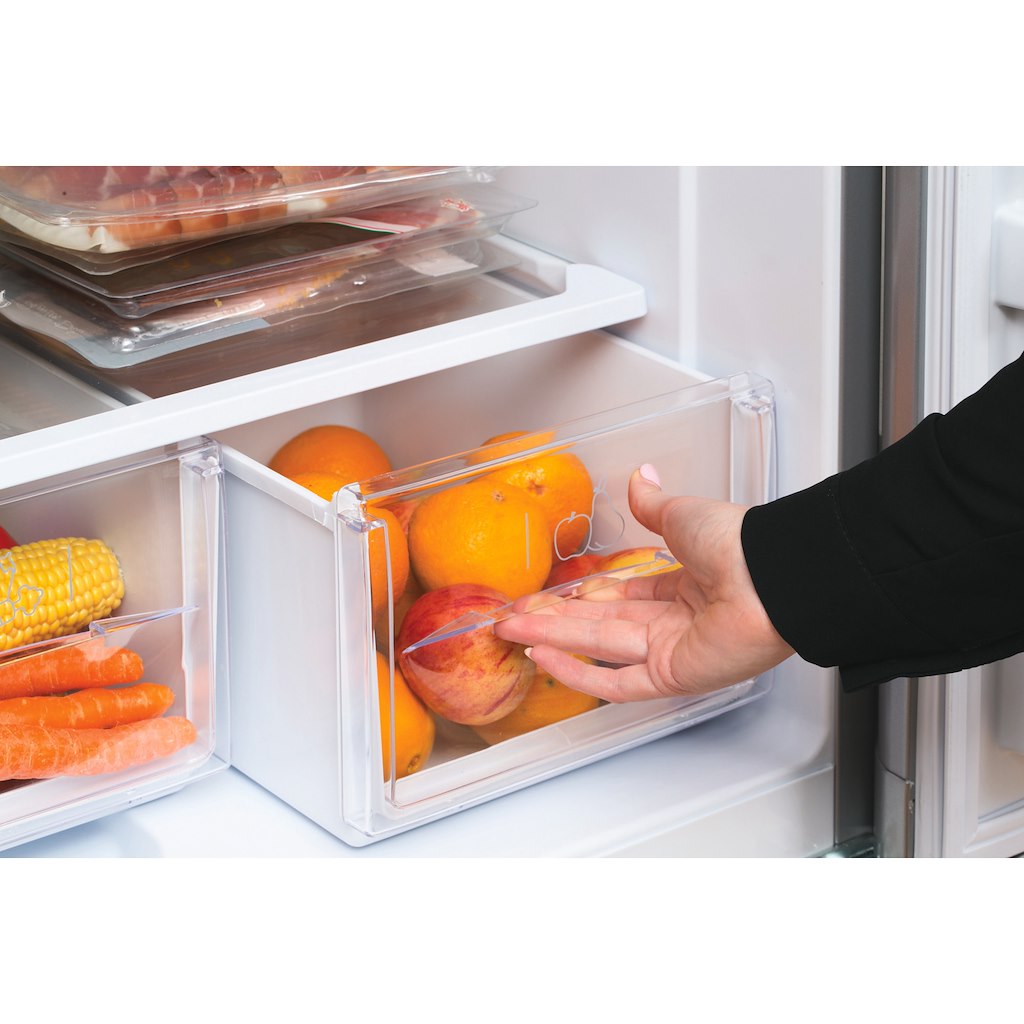 Hotpoint freestanding fridge freezer