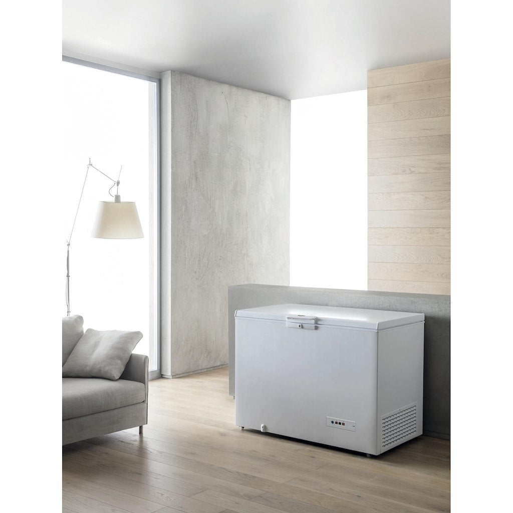 Whirlpool Chest Freezer: in White - WHM3111.1